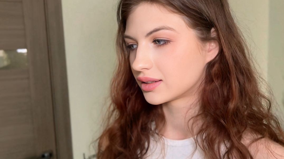 ក្រមុំរុស្ស៊ី សាច់ស្អាតរាងឡូយ